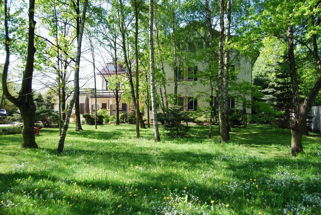 Bed and Breakfast Park Na Wojskiego Marki  Exteriér fotografie
